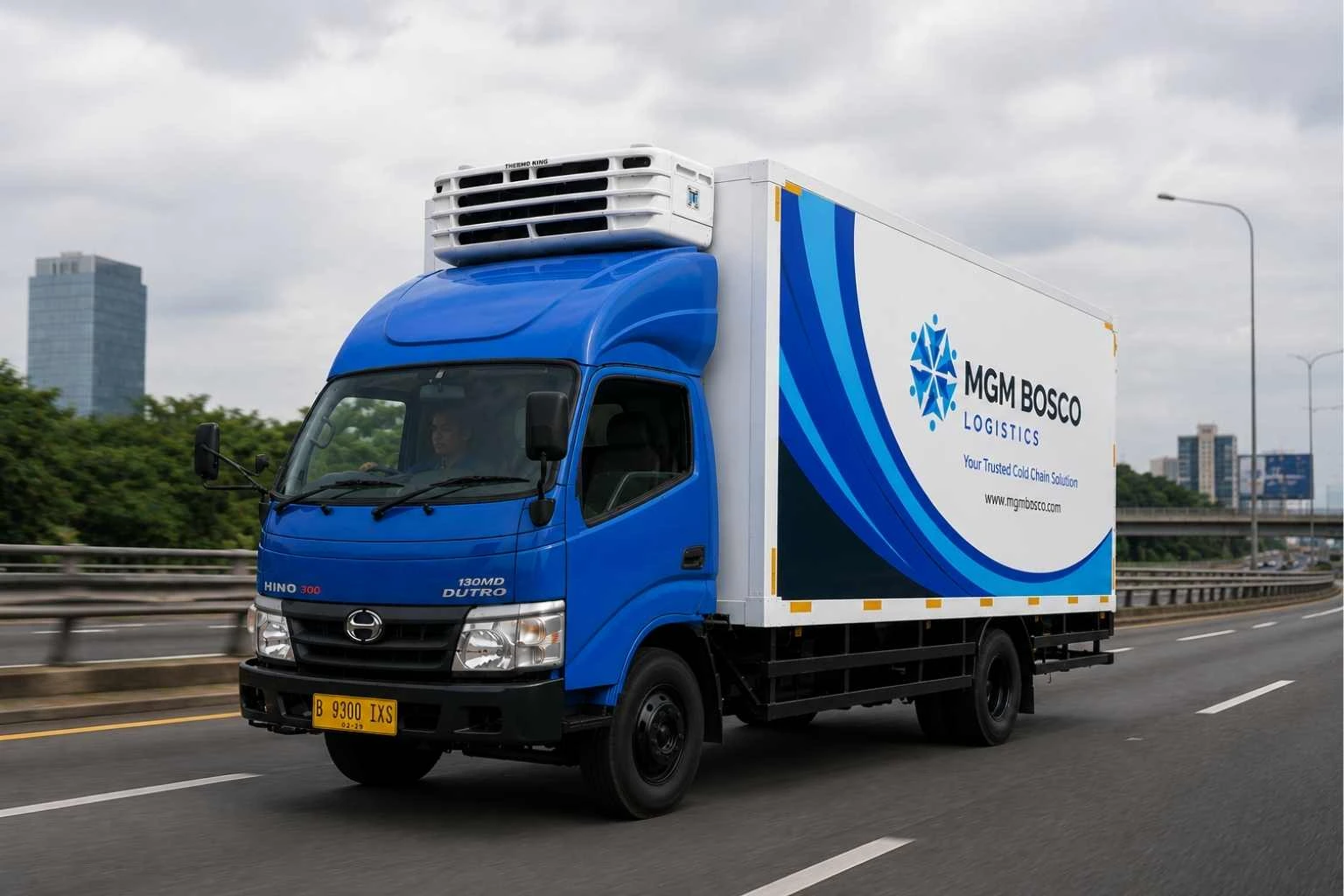 Single-Axle Refrigerated Box Truck: Learn About Its Functions & Advantages